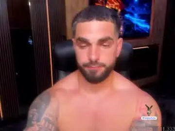 Chaturbate Sex Chat of mrkarlhot99