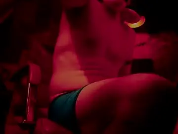 Chaturbate Free Porn Cam of str8foryouguy