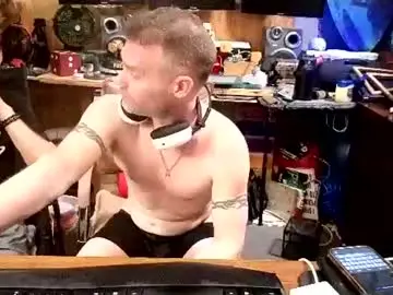 Chaturbate Adult Webcam of str8foryouguy
