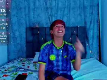Chaturbate Best live sex cam show of ithan_kingtwin