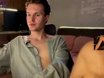 Chaturbate Live Sex of leonnextdoor