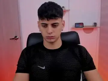 Chaturbate Best live sex cam show of markpotier