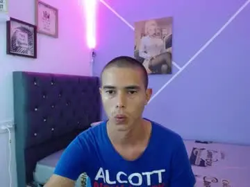 Chaturbate Adult Webcams of mateo_cum