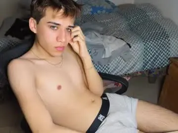 Chaturbate Sex Cam of kevinonly43