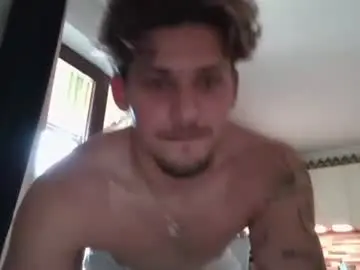 Chaturbate Live Porn of roberto_twink1
