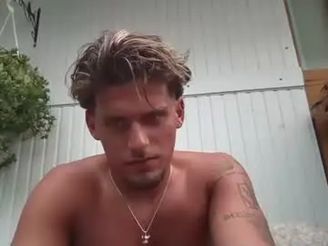 Chaturbate Sex Cam of roberto_twink1
