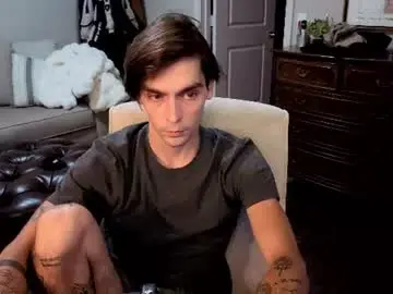 Chaturbate Free Porn Cam of str8whiteboy21