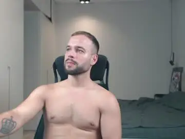 Chaturbate Best live sex cam show of sandro_best