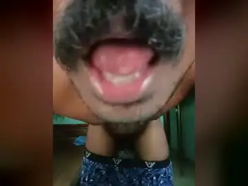 Chaturbate Live Sex Cam of midnightflirtx
