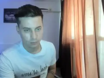 Chaturbate Nude Webcam of dreamboy240