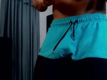 Chaturbate Live Sex Cam of frank_heaven_shore