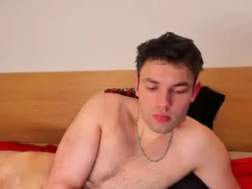 Chaturbate Live Porn of kevin_hornyyy