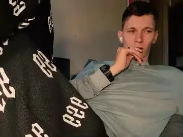 Chaturbate Live Sex of kevin_hornyyy