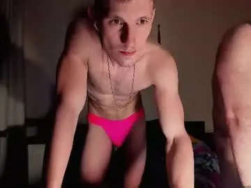 Chaturbate Free Porn Cam of kevin_hornyyy