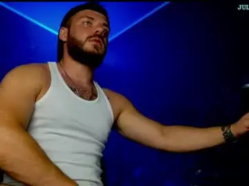 Chaturbate Free Porn Cam of juliusmasters