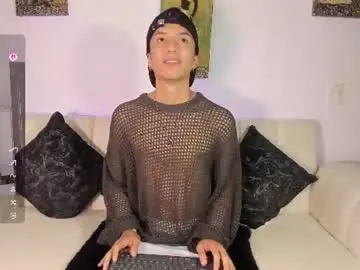 Chaturbate Sex Cam of mhatias_