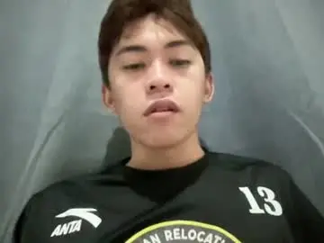 Chaturbate Live Sex Cam of yourcummer_april