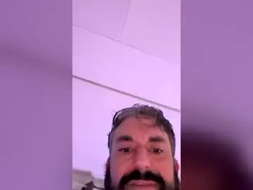Chaturbate Sex Cam of hungitalian40