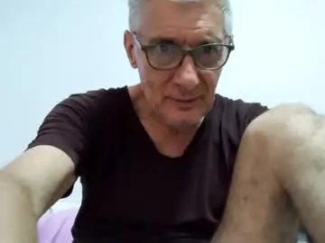 Chaturbate Live Sex Cam of cucaio18