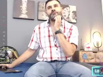 Chaturbate Watch Live Sex Cams of jonas_beard1