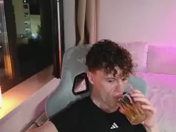 Chaturbate Free Porn Cam of cute_thomas