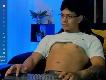 Chaturbate Live Sex of tony_petrov