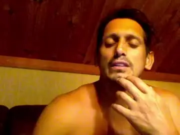 Chaturbate Best live sex cam show of latinbrown_sugar