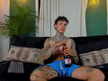 Chaturbate Adult Webcam of aron_ford