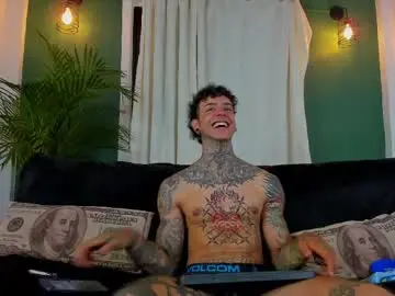 Chaturbate Live Sex of aron_ford
