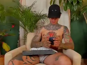 Chaturbate Live Porn of aron_ford