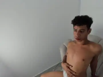 Chaturbate Sex Chat of alexx_cum18