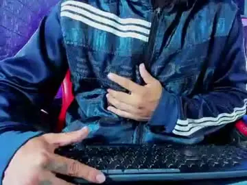 Chaturbate Nude Webcam of axell_cross2
