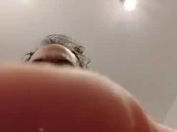 Chaturbate Adult Video Chat of luluberlu042