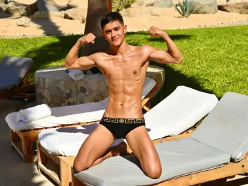 Imlive Free Porn Cam of LoganDreamerr