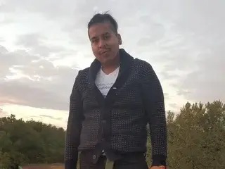 Streamate Adult Webcam of EstebanCrack
