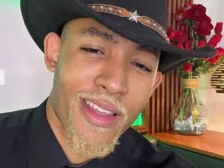 Streamate Live Sex Cam of BentoFox