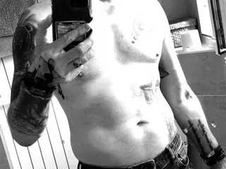 Streamate Free Porn Cam of Mr_B_Naughty
