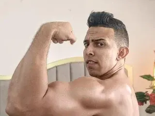 Streamate Free Porn Cam of RandyPaterman
