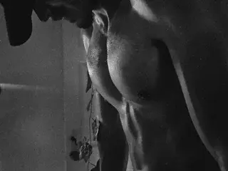 Streamate Sex Cam of NicolaiKarav