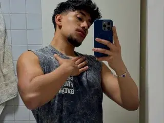 Streamate Adult Webcams of Thiago199