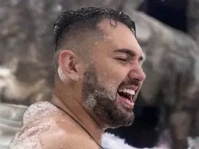 Streamate Live Sex Cam of simonbeckcol