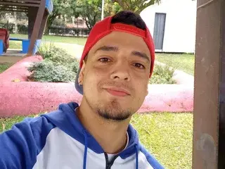 Streamate Live Porn of Alejandro0700