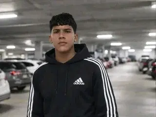 Streamate Live Sex Cam of Austihn