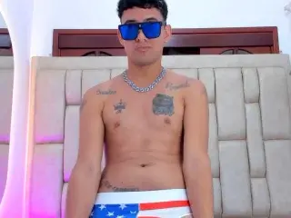 Streamate Free Live Porn of Justinos