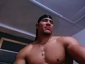 Stripchat Watch Live Sex Cams of teddyfit19cm