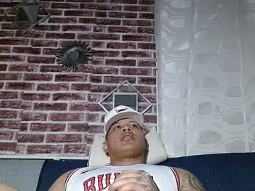 Stripchat Nude Webcam of jordan_bigcock_