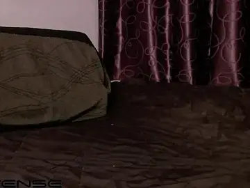Stripchat Adult Webcam of kiabigdiick