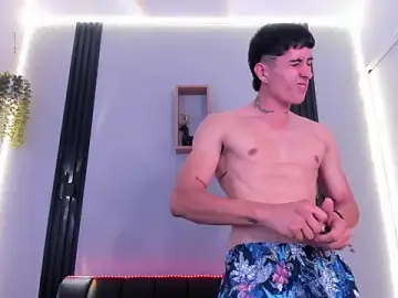 Stripchat Best live sex cam show of Dark_Valentino_