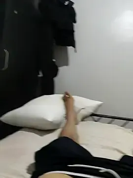 Stripchat Free Live Porn of JoyousArray85