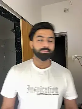 Stripchat Sex Cam of Royalboy_03